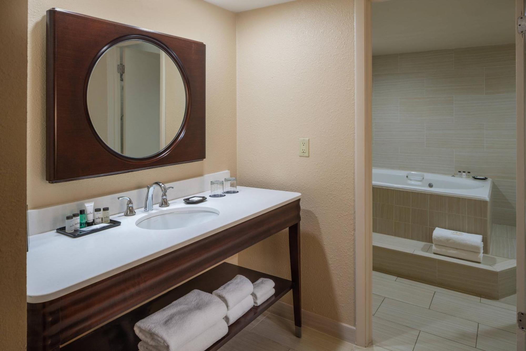 Sheraton Tampa Brandon Hotel Mango Екстер'єр фото